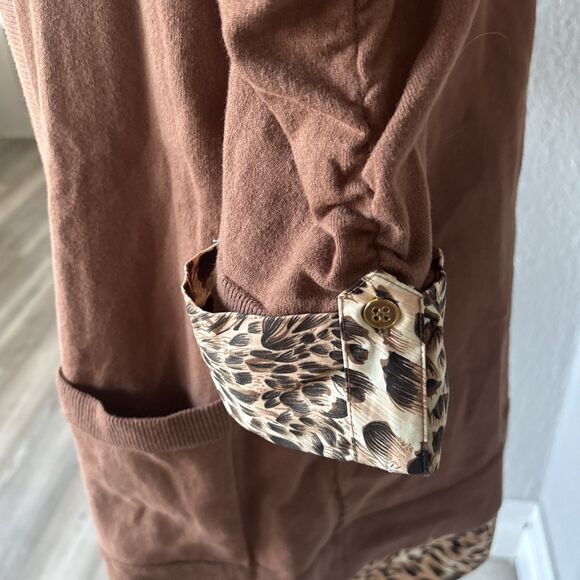 NWOT Robertson Los Angeles 3/4 Sleeved Button Down With Layered Cardigan Size L - Picture 4 of 9